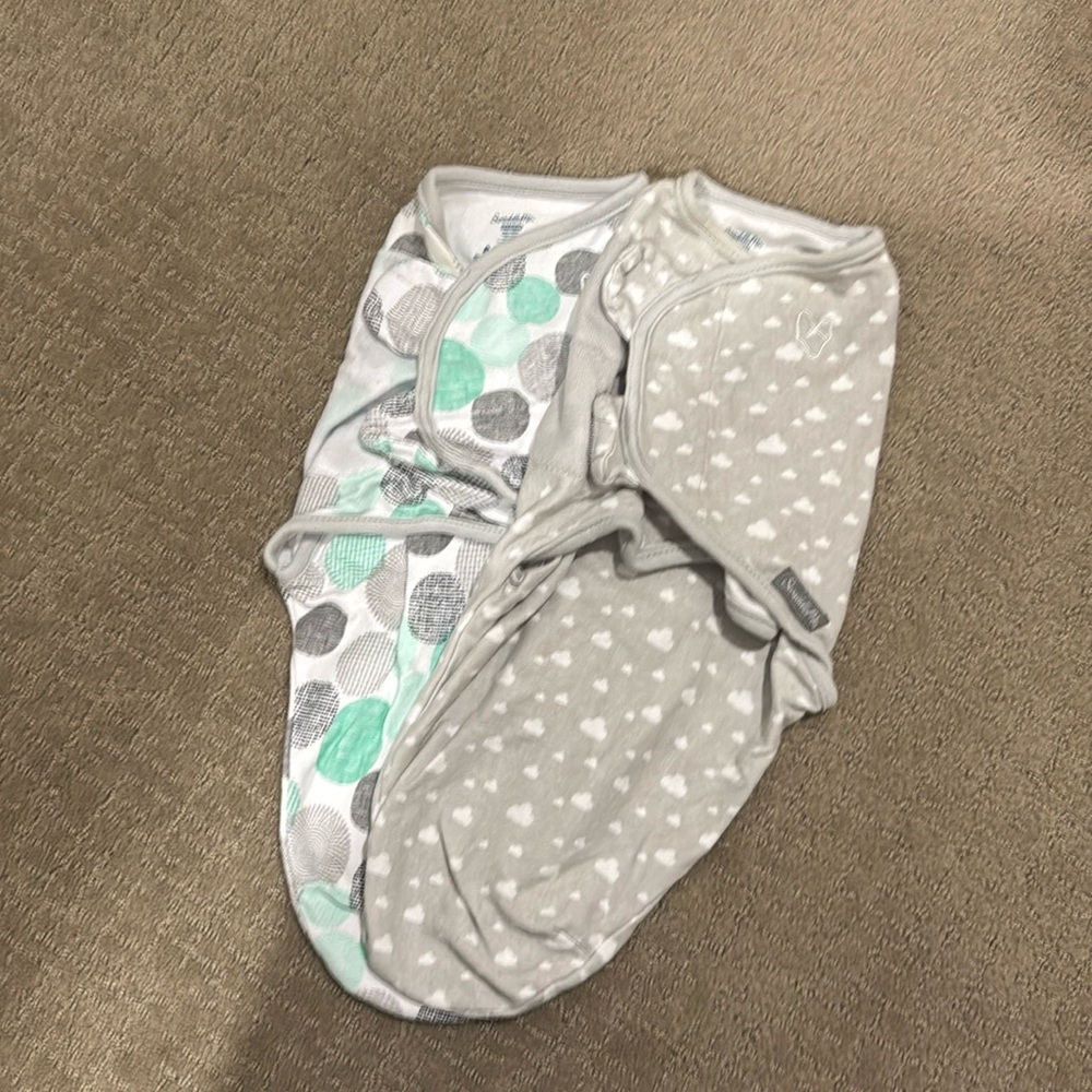 2 pack Swaddle Me swaddles